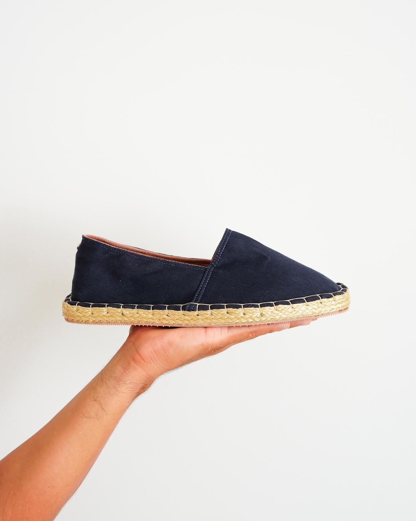 Imagen Corocoras alpargatas linea: Llano mujer - marca numero uno de alpargatas en Colombia, producto hecho en Cúcuta.- Corocoras