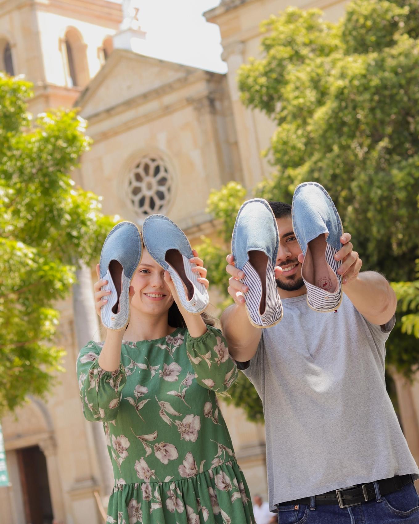 Imagen Corocoras alpargatas linea: Amanecer mujer - marca numero uno de alpargatas en Colombia, producto hecho en Cúcuta.- Corocoras